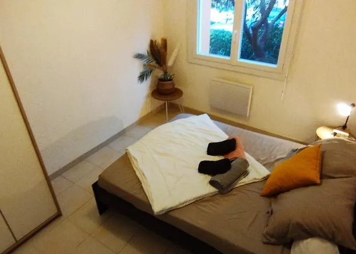 Apartment Spacieux Avec Parking Gratuit *